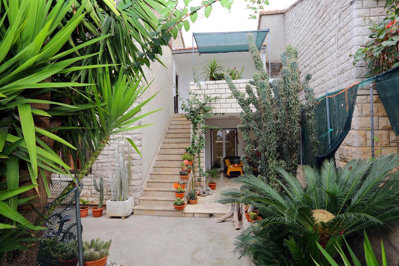 Apartments M&J Supetar Luaran gambar